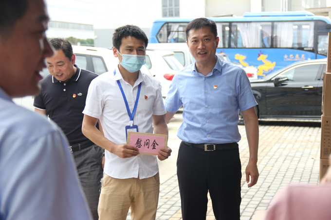 2025新澳门免费原料大全